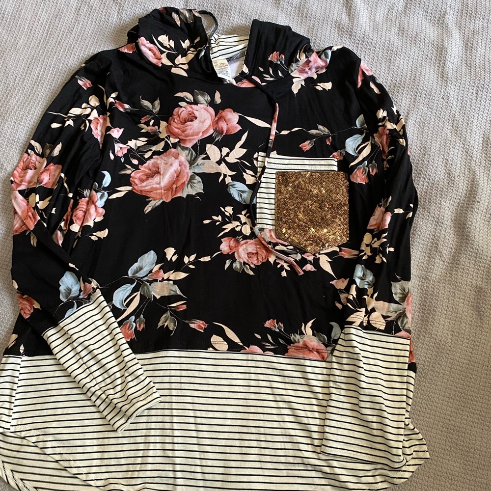 7th Ray 1X Colorblock Hoodie GUC
